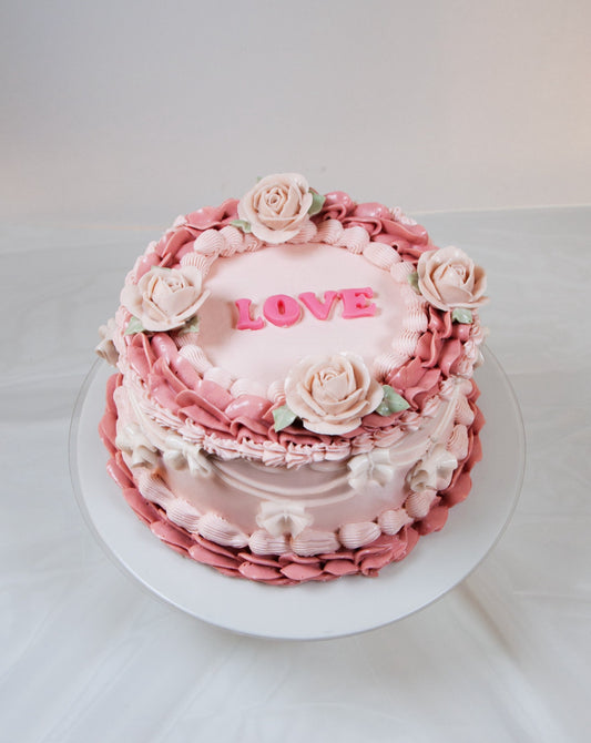 Vintage Love Round Cake